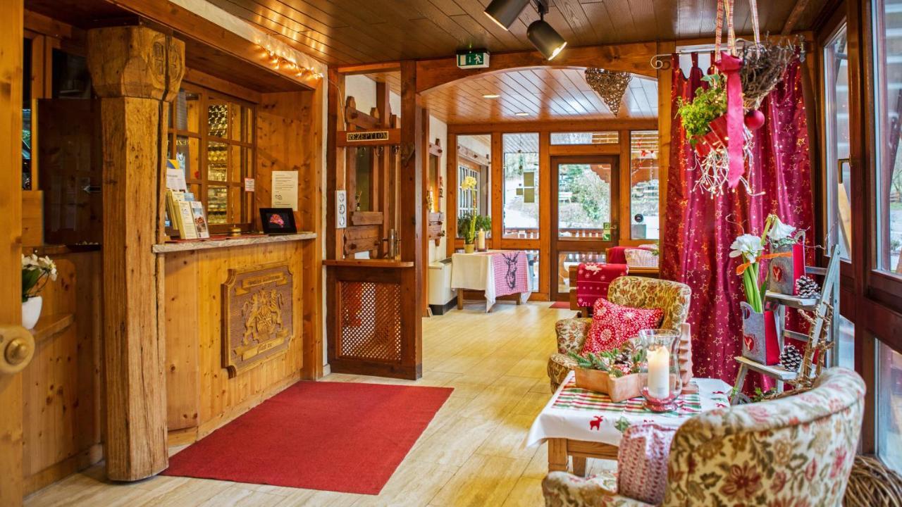 ランドホテル ウンテレ カフェンハルドゥター ミューレ ウンターライヒェンバッハ エクステリア 写真